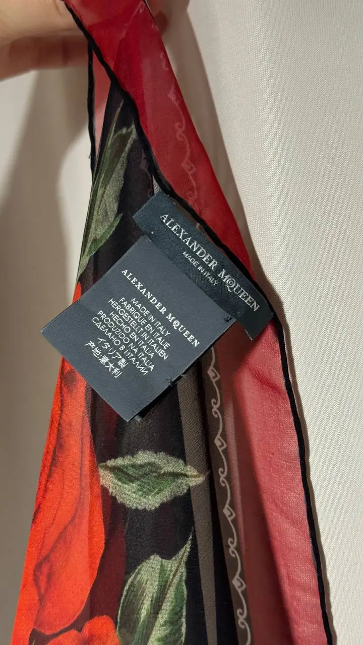 Платок ALEXANDER MCQUEEN
